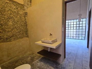 Casa semiamueblada en renta en el Centro a cuadras del centro Histórico