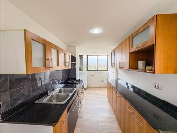 Apartamento en El Poblado con Vista