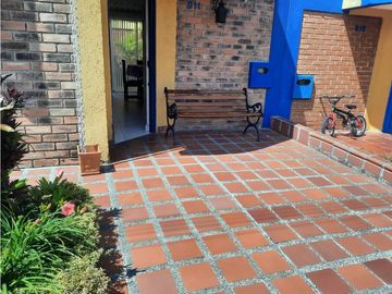 BROKER - CASA EN VENTA CONJUNTO ASTURIAS- VIA AL BOSQUE - POPAYAN