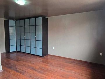 🏡 Casa en Venta en Barcelona Residencial – Seguridad, Comodidad y Espacio Perfe