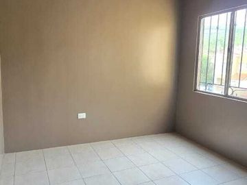 🏡 Casa en Venta en Barcelona Residencial – Seguridad, Comodidad y Espacio Perfe