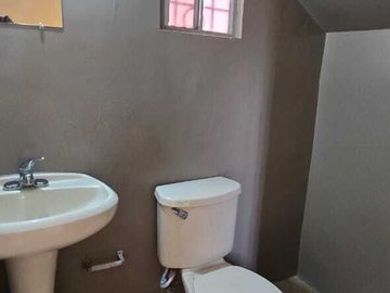 🏡 Casa en Venta en Barcelona Residencial – Seguridad, Comodidad y Espacio Perfe