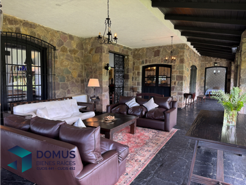 VENTA CASA ARNAGA LESSER CASTELLANOS PREDIO 4 HECTAREAS