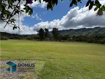 VENTA CASA ARNAGA LESSER CASTELLANOS PREDIO 4 HECTAREAS