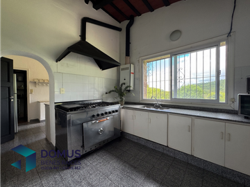 VENTA CASA ARNAGA LESSER CASTELLANOS PREDIO 4 HECTAREAS