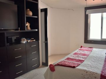 CASA EN PRIVADA CON VIGILANCIA EN COLONIA DELICIAS CUERNAVACA MORELOS