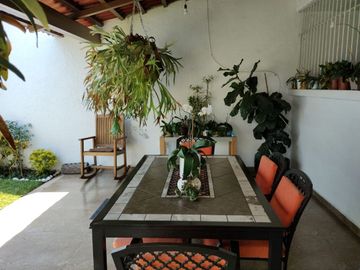 CASA EN PRIVADA CON VIGILANCIA EN COLONIA DELICIAS CUERNAVACA MORELOS