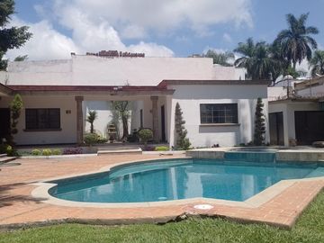 Casa en venta en Palmira, Cuernavaca, Morelos.  Casas y bienes raíces en Cuernavaca, Morelos.