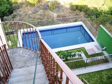 CASA ESTILO MODERNO EN VENTA, FRACC. HACIENDA TETELA