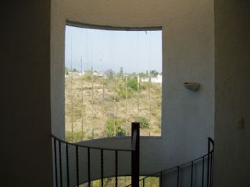 CASA ESTILO MODERNO EN VENTA, FRACC. HACIENDA TETELA