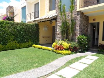 Casa Condominio en venta en Brisas del Mar, Jiutepec  Condominios y bienes raíces al sureste de Cuernavaca, Morelos