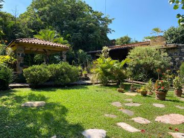 Casa en Condominio en Lomas de Jiutepec Jiutepec - CRB-1222-Cd#