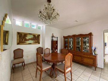 Casa en Fraccionamiento en Kloster Sumiya Jiutepec - CRB-1151-Fr#