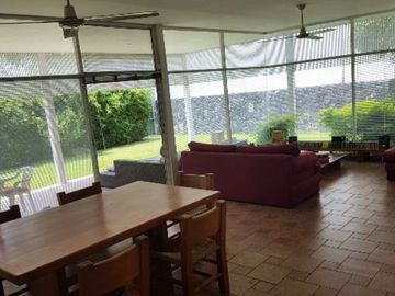 Casa-Condominio en Burgos Bugambilias, Temixco, Morelos  Condominios y bienes raíces en venta al sur de Cuernavaca, Morelos