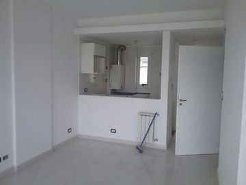 Semipiso en alquiler en Bernal Centro