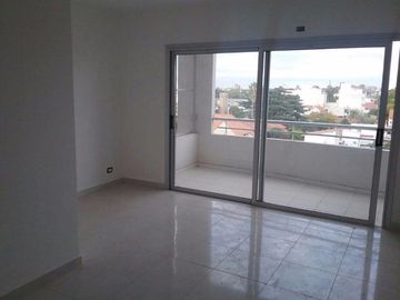 Semipiso en alquiler en Bernal Centro