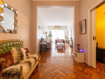 VENTA SEMIPISO DE  4 AMBIENTES  Y BAULERA