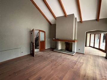 Casa en Venta en Onofre Jarpa