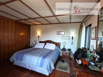 Casa en Venta en Casona de 3 pisos, Cerro Alegre