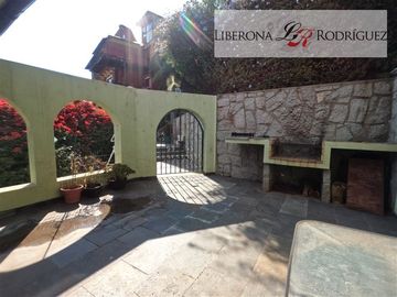 Casa en Venta en Casona de 3 pisos, Cerro Alegre