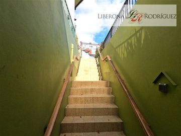 Casa en Venta en Casona de 3 pisos, Cerro Alegre