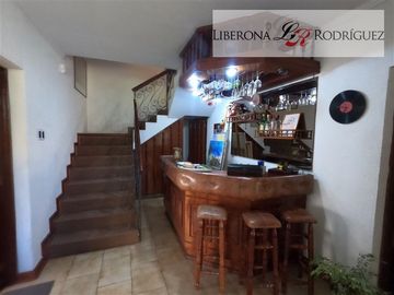 Casa en Venta en Casona de 3 pisos, Cerro Alegre