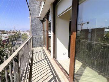 Departamento en Venta en Barrio Italia, Av. parque bustamante.