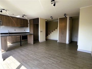 Departamento en Venta en Barrio Italia, Av. parque bustamante.