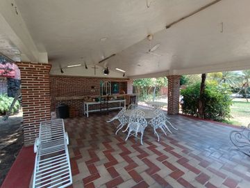 CASA RUSTICA, ESTILO COLONIAL