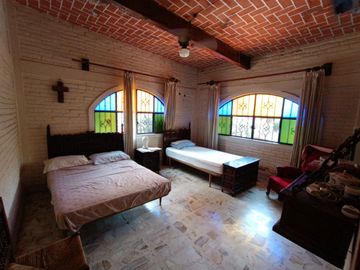 CASA RUSTICA, ESTILO COLONIAL