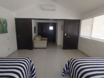 Casa Sola en Lázaro Cárdenas Xochitepec - LLR-148-Cs