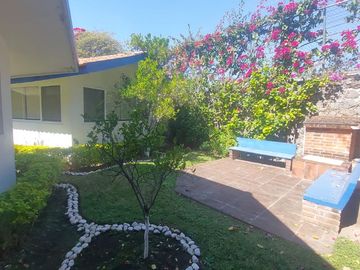 Casa Sola en Lázaro Cárdenas Xochitepec - LLR-148-Cs
