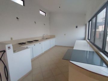 Casa Sola en Ahuatepec Cuernavaca - LLR-115-Cs