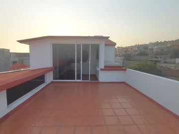 Casa Sola en Ahuatepec Cuernavaca - LLR-115-Cs