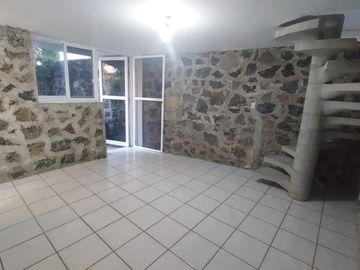 Casa Sola en Ahuatepec Cuernavaca - LLR-115-Cs