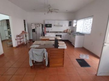 Casa Sola en Ahuatepec Cuernavaca - LLR-115-Cs