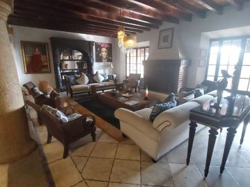 Casa en Privada en Ocotepec Cuernavaca - LLR-82-Cp#