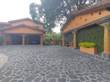 Casa en Privada en Ocotepec Cuernavaca - LLR-82-Cp#