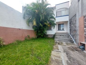 Casa Sola en Adolfo López Mateos Cuernavaca - LLR-142-Cs