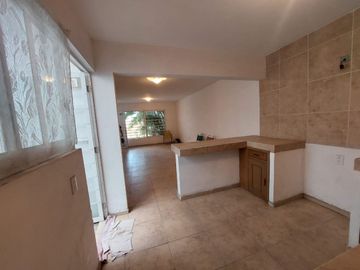 Casa Sola en Adolfo López Mateos Cuernavaca - LLR-142-Cs