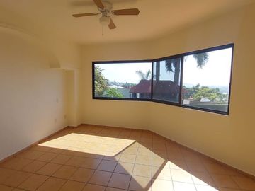 Casa en Fraccionamiento en Burgos Temixco - LLR-145-Fr