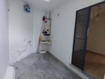 Casa en Fraccionamiento en Burgos Temixco - LLR-145-Fr