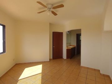 Casa en Fraccionamiento en Burgos Temixco - LLR-145-Fr