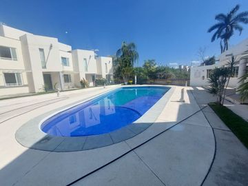 Casa en Condominio en Arroyos Xochitepec Xochitepec - LLR-150-Cd
