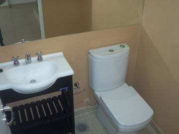 FABULOSO TRIPLEX 4 AMB. CON PLAY ROOM PATIO PARRILLA Y TERRAZA IMPECABLE CALIDAD PREMIUM
