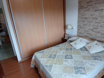 FABULOSO TRIPLEX 4 AMB. CON PLAY ROOM PATIO PARRILLA Y TERRAZA IMPECABLE CALIDAD PREMIUM