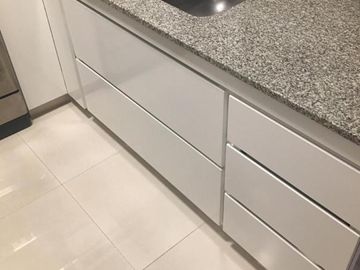 Triplex 4 amb cochera lavadero patio  tres baños