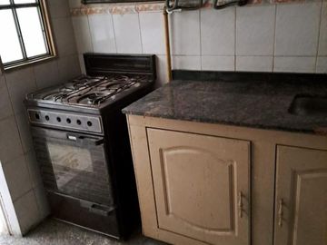 Mataderos-Venta- 4 departamentos a refaccionar