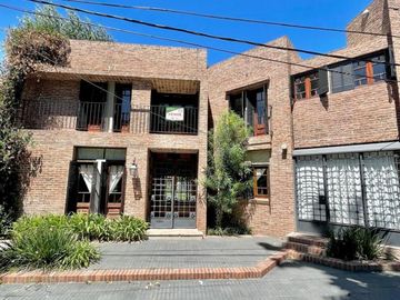 Casa de cuatro ambientes a la venta en Bella Vista. APTO CREDITO