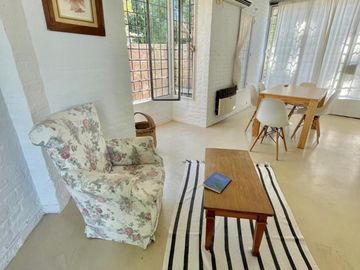 Casa de cuatro ambientes a la venta en Bella Vista. APTO CREDITO